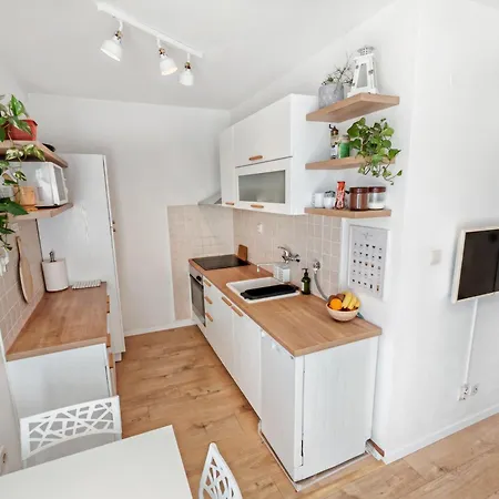 Moody With An Amazing View Split