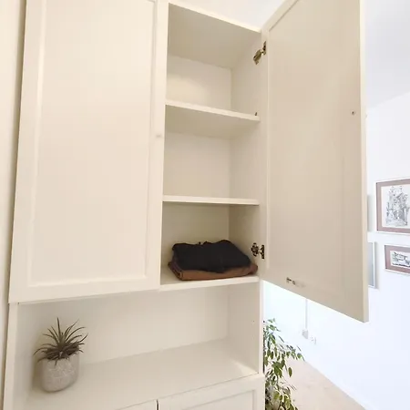 Moody With An Amazing View דירה *