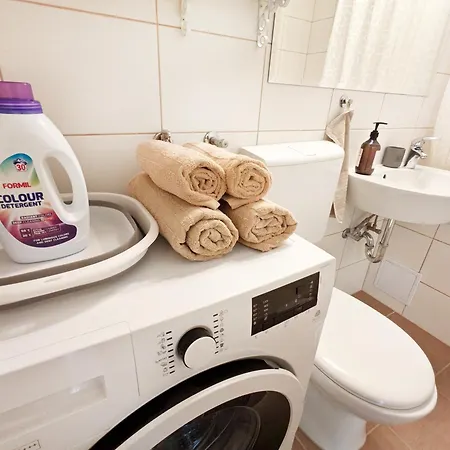 아파트 Moody With An Amazing View